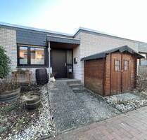 Bungalow mit 2 Bädern, Garage und Keller in Bothfeld - Hannover