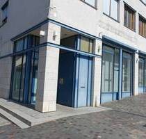 Laden- oder Bürofläche direkt am Marktplatz - Neustrelitz