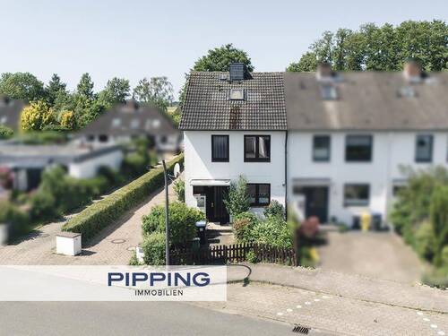 Titelbild - Potenzial in vier Wänden: 'Gut geschnittenes Reihenendhaus in Hamburg-Billwerder'