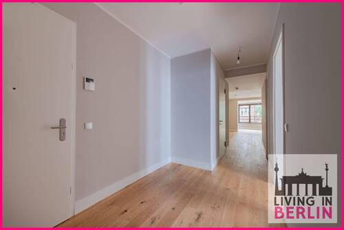 Flur - Etagenwohnung mit 76,00 m² in Berlin zum Kaufen