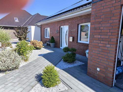 Zugang Haus - 3 Zimmer Bungalow zum Kaufen in Lathen