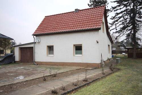 Hausansicht - Einfamilienhaus auf großzügigem Gartengrundstück in den begehrten Vogelstraßen von Finkenkrug