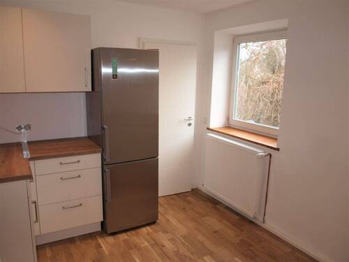 Kühlschrank - 2 Zimmer Etagenwohnung zur Miete in Landshut