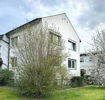 Freistehendes Zweifamilienhaus mit viel Platz und Gestaltungsspielraum - Dortmund Deusen