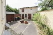 Nebengelass mit Werkstatt - 