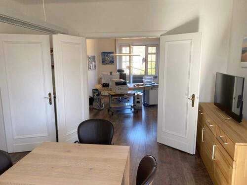 Blick Richtung Büro im Obergeschoss - 