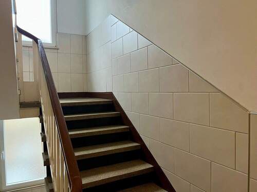 Gepflegter Hausflur - 3 Zimmer Etagenwohnung in Essen