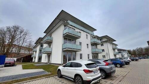 Gebäudeansicht - 3 Zimmer Etagenwohnung zum Kaufen in Röbel