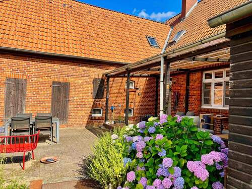 Terrasse WHG rechts - 