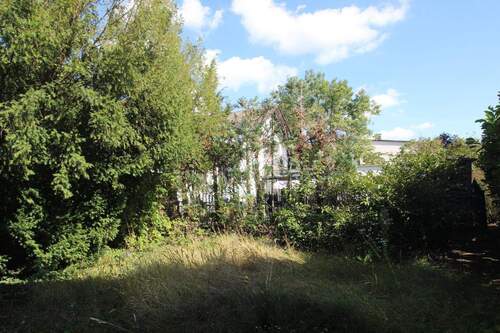 Gartenansicht - Top Gelegenheit für Bauherren in Griesheim