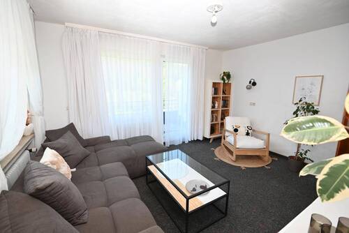 Wohnzimmer EG rechts - 