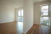 Schlazimmer mit angrenzendem Ankleidezimmer.JPG - 