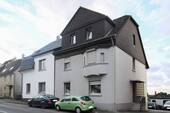 Außenansicht - Gepflegtes Mehrfamilienhaus mit 4 Einheiten in Leverkusen Lützenkirchen