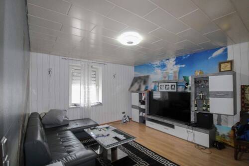 Wohnzimmer 2.Etage - Mehrfamilienhaus, Wohnhaus in Leverkusen zum Kaufen