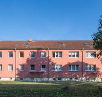 Sonnige 4-Zi.Wohnung, guter Schnitt, inkl.2 STP, nahe Biosphärenreservat, ohne Provision! - Schorfheide Lichterfelde