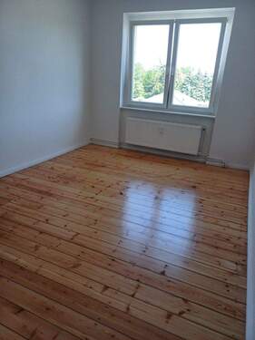 Zimmer - Etagenwohnung mit 58,00 m&sup2; in Rathenow zur Miete