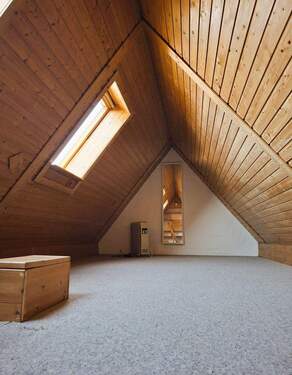 augeb. Spitzboden.jpg - 