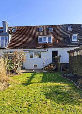 Ansicht, Rückseite.jpg - 3 Zimmer Reihenmittelhaus zum Kaufen in Kiel