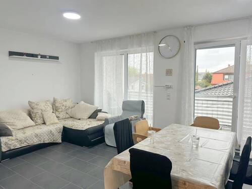 Wohnbereich - 3 Zimmer Etagenwohnung zur Miete in Siershahn
