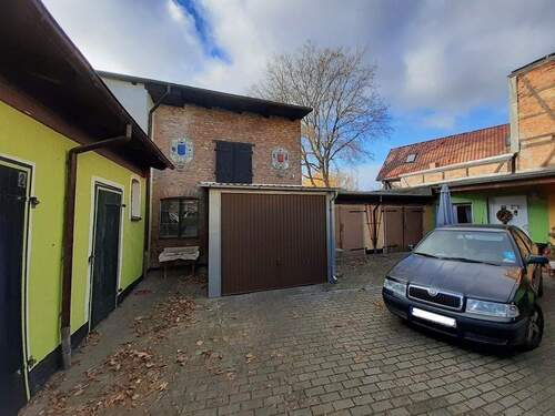 Hof und Nebengebäude NTS.jpg - 