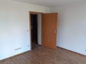 NTS 8 EGl Sz.jpg - 