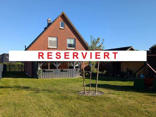 Titelfoto_reserviert-.jpg - Charmantes Einfamilienhaus mit Kamin, moderner Ausstattung und großem Garten