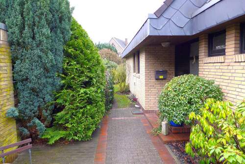 Eingangsbereich - 4 Zimmer Einfamilienhaus zum Kaufen in Oldenburg