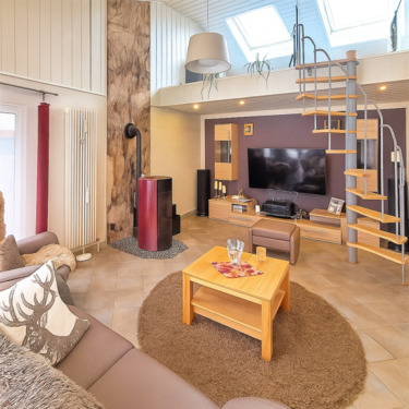 Wohnzimmer - 4 Zimmer Einfamilienhaus in Gimbsheim