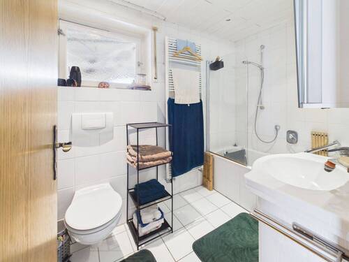 Badezimmer (EG) - 