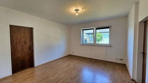 Wohnzimmer 2 Zimmer EG - 
