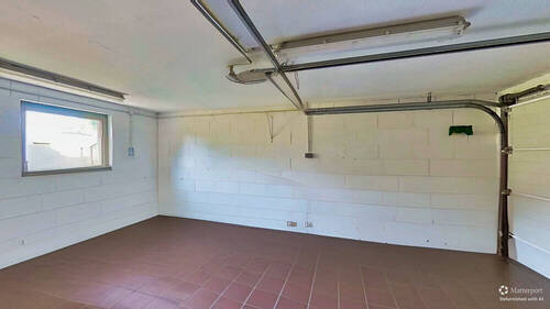 Garage mit KI geräumt - 