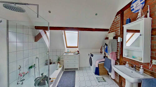 Bad gr. Wohnung OG - 