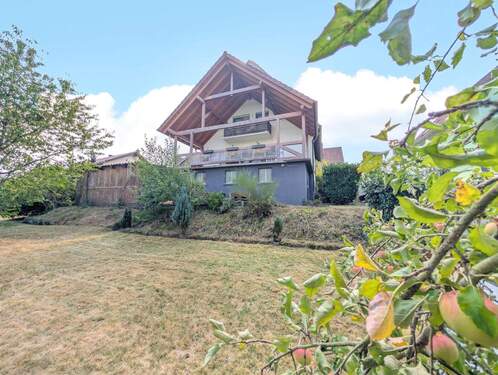 Rückansicht und Garten - 