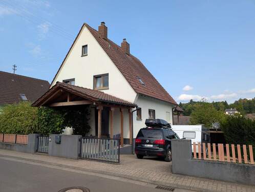 Front - 5 Zimmer Einfamilienhaus in Hochspeyer