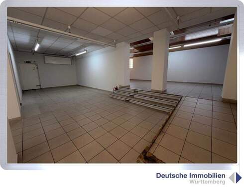 Mittelfläche - Gewerbeobjekt (Büro, Produktion, Verkauf) in Stuttgart zum Kaufen