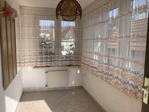 Vorbau - 6 Zimmer Einfamilienhaus in Harzgerode