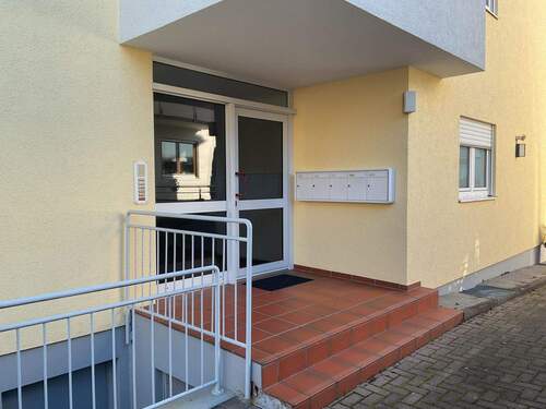 Eingangsbereich - Etagenwohnung mit 83,00 m&sup2; in Kippenheim zum Kaufen