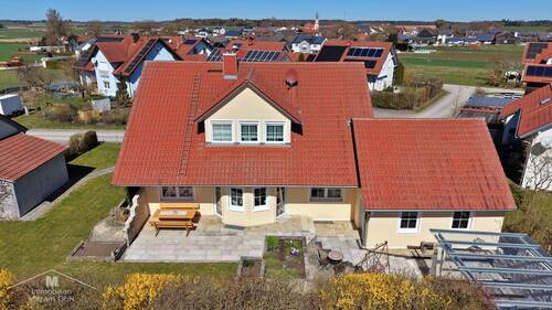 Südansicht - Mehrfamilienhaus, Wohnhaus mit 161,60 m&sup2; in Beilngries zum Kaufen