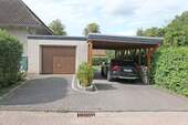 Massivgarage mit angebautem Carport - 