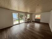 Wohnzimmer EG - 6 Zimmer Mehrfamilienhaus, Wohnhaus in Fahrenzhausen / Großnöbach