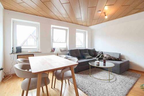 Wohnzimmer_DG - Gewerbeobjekt (Büro, Produktion, Verkauf) in Detmold