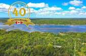 40 Jahre Kanada - Happy Anniversary - *** GEBORGENHEIT mit viel NATUR *** Grundstück mit familiärer Nachbarschaft - Wasserzugangsrecht