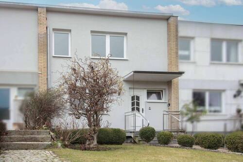 Als Startbild verwenden - Kleines Mittelreihenhaus in Ostseenähe