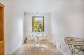 angrenzend ein gefliestes Esszimmer (ehemals Küche) - 
