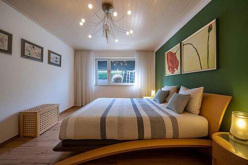 200-8587_Schlafzimmer__gestaged - 