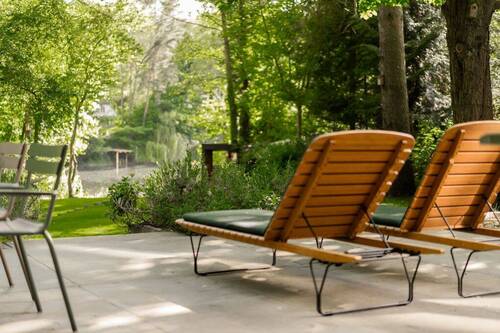 Terrasse mit Blick auf den Karpfenteich - 