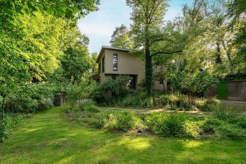 Hausansicht - 5 Zimmer Einfamilienhaus zum Kaufen in Groß Glienicke
