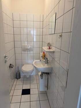 Gäste-WC - Etagenwohnung mit 94,00 m&sup2; in Gotha zur Miete