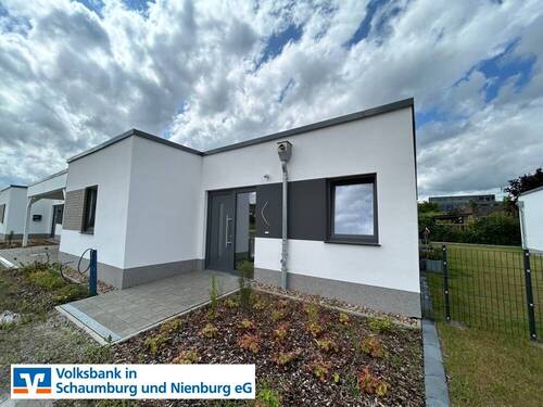 Bild 1 - Bungalow in sehr guter, stadtnaher Lage, Neubau