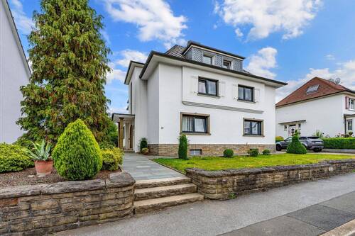 Bild 1 - Eleganz trifft Raffinesse in Niedersprockhövel: Ein Zuhause mit besonderem Charakter